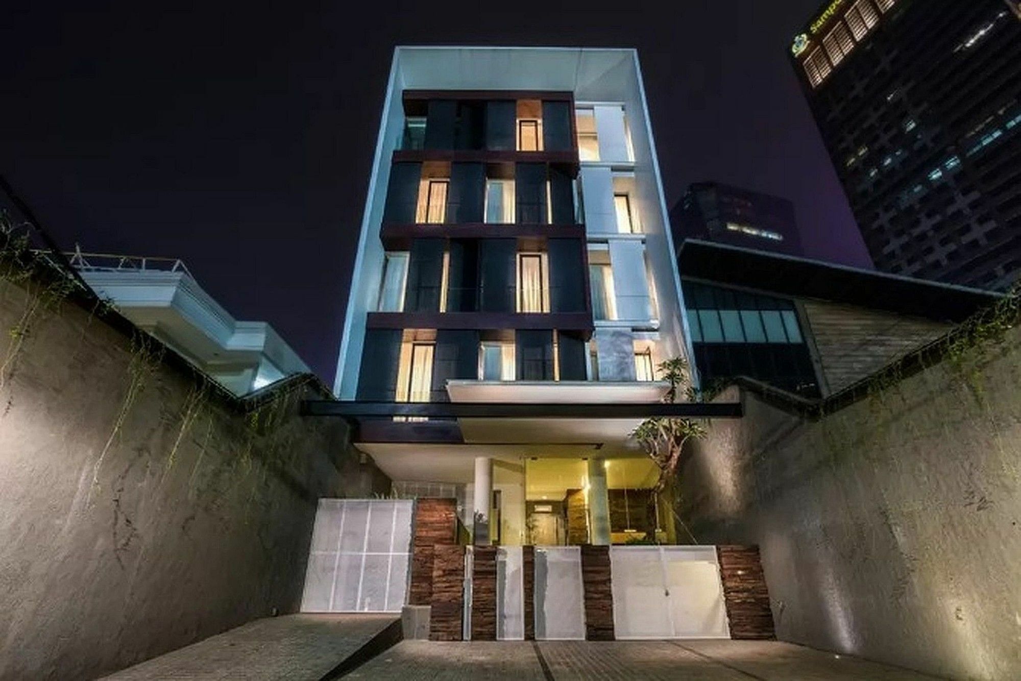 Zen Premium Sampoerna Strategic Square Hotel Jakarta Ngoại thất bức ảnh