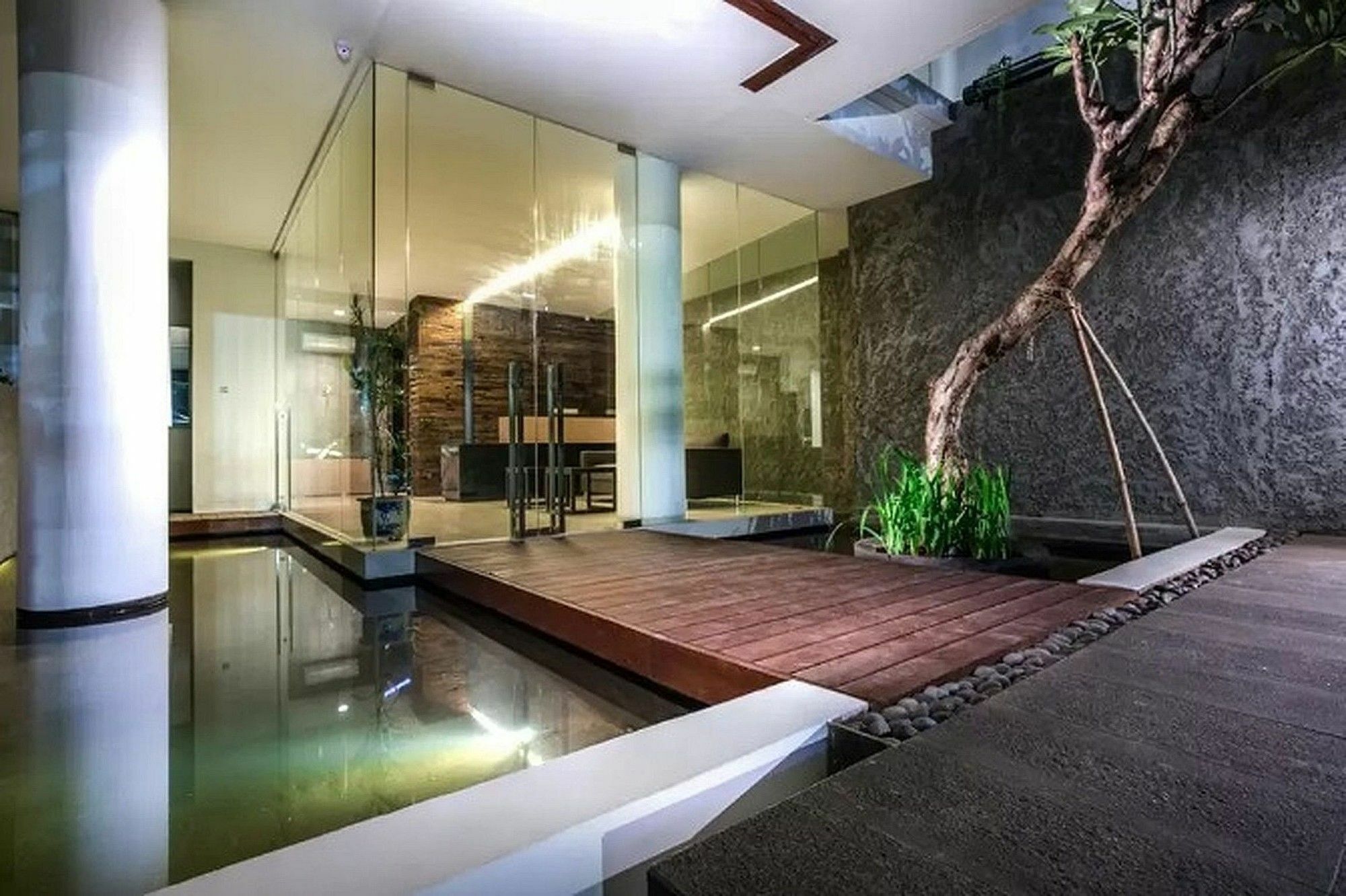 Zen Premium Sampoerna Strategic Square Hotel Jakarta Ngoại thất bức ảnh