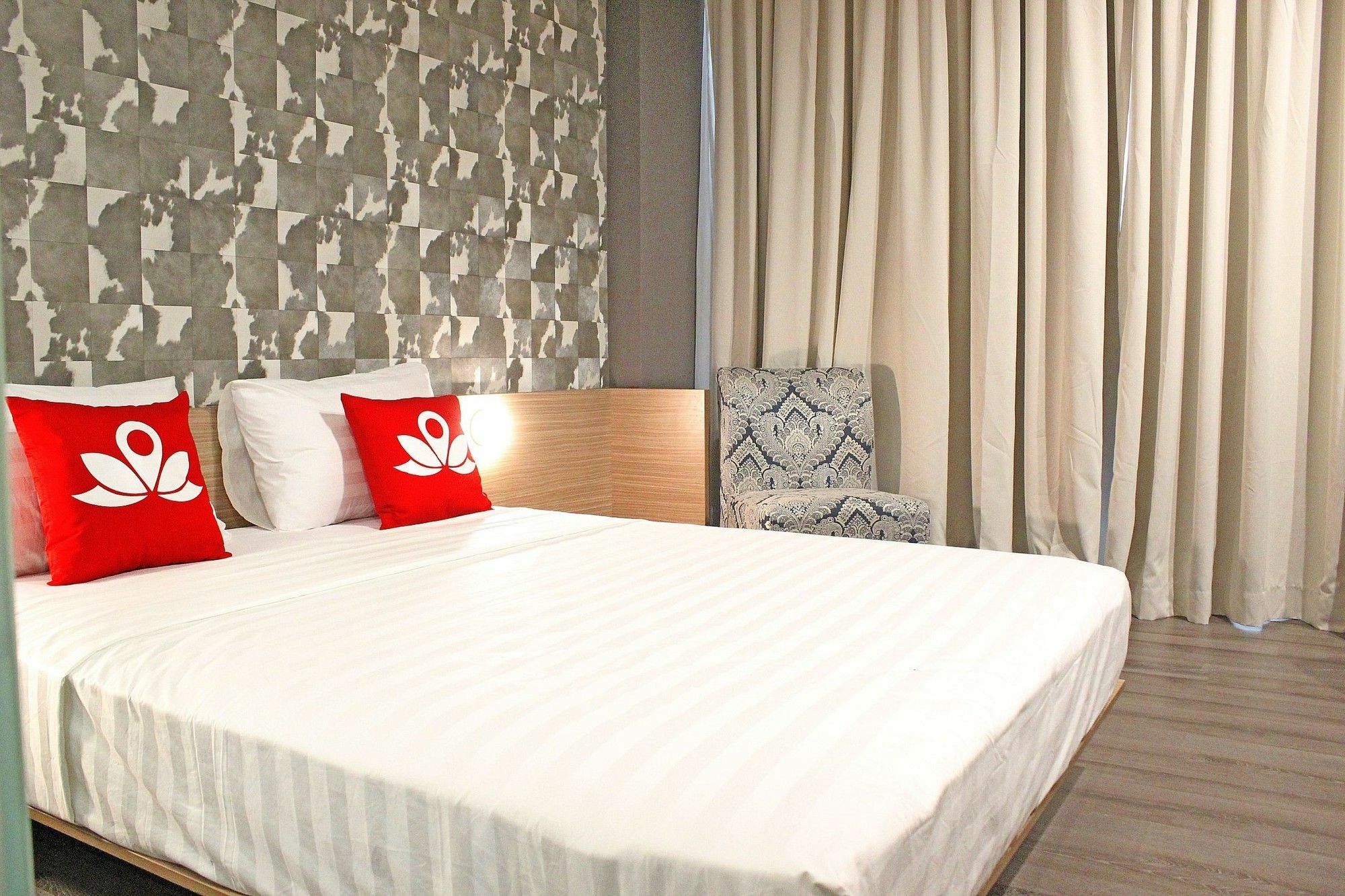 Zen Premium Sampoerna Strategic Square Hotel Jakarta Ngoại thất bức ảnh